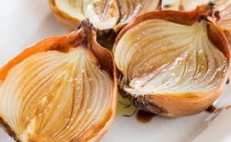How to prepare baked onions to draw out pus and use them correctly