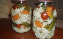 Simple and tasty recipes for pickling cauliflower for the winter