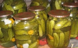 How to properly prepare pickled cucumbers and carrots for the winter