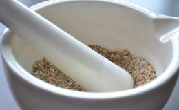 The benefits and harms of oatmeal for the body and the area of ​​application of the product