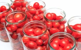 The most delicious recipes for canned cherry tomatoes: the best winter preparations from miniature tomatoes