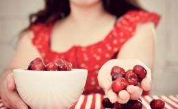 Are cherries allowed during breastfeeding? What are the benefits for mother and baby?