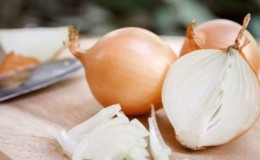 Simple and effective folk methods of treating onions for various diseases