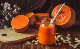 The benefits of pumpkin juice for women: get acquainted with the medicinal properties, prepare it yourself and drink it correctly