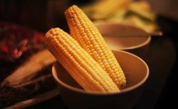 Is it possible to eat boiled corn while losing weight: calories, benefits and harm in the fight against extra pounds