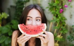 A woman’s faithful friend is watermelon: how is it good for the body?