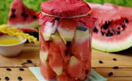 Simple recipes for the winter: how to pickle watermelons in jars