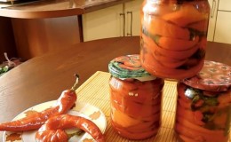 DIY savory snacks: preparing pickled hot peppers for the winter with butter