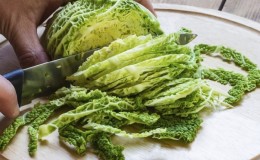 Is it possible to ferment savoy cabbage for the winter, how to do it and what ingredients to use