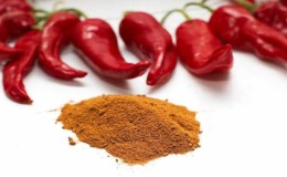 How to dry hot peppers at home: the best preparation methods and recommendations for storing the product