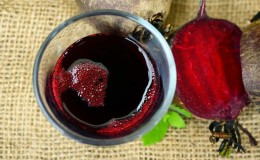 How beet juice is useful for oncology and how to prepare and take it correctly