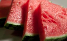 Is it possible or not to drink watermelon for pancreatitis: norms and rules of use, contraindications