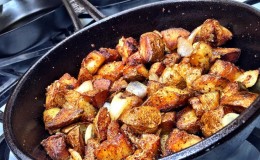 Which types of potatoes are better for frying: red or white?