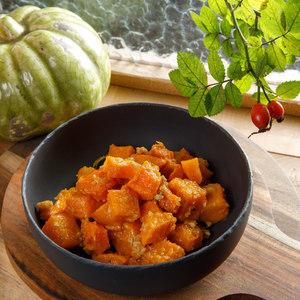 How to properly cook pumpkin baked in the oven: the benefits and harms of the dish