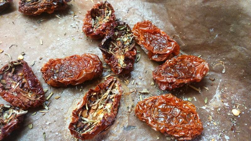 How to cook sun-dried tomatoes at home: different methods and the most delicious recipes