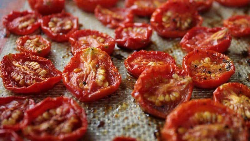 How to cook sun-dried tomatoes at home: different methods and the most delicious recipes