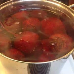 Do you need to peel beets before cooking? Let’s learn how to cook them using life hacks from experienced housewives