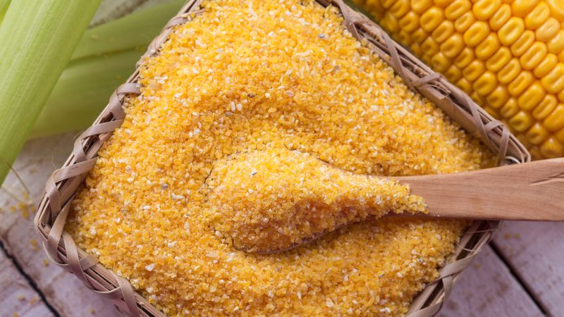 Does corn contain gluten, is it found in corn grits and flour, and why is it so dangerous?