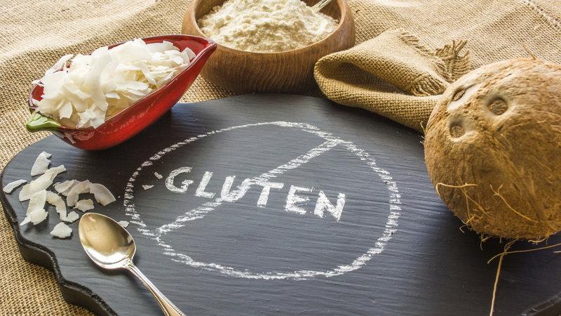 Does corn contain gluten, is it found in corn grits and flour, and why is it so dangerous?