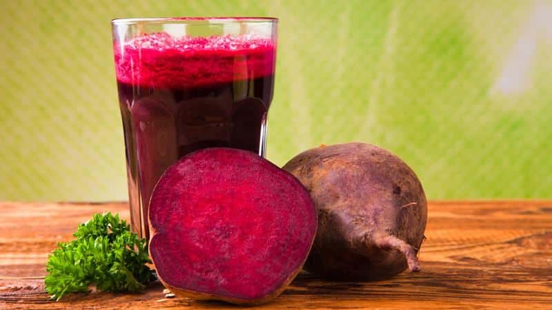The harm and benefits of raw beets: what properties does the fresh vegetable have and how is it used in folk medicine