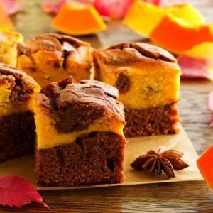 Unpretentious in care and sweet-tasting pumpkin Candy: advantages and disadvantages of the variety