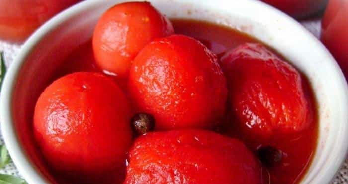 7 ways to peel a tomato: peel tomatoes easily and simply using a secret from housewives