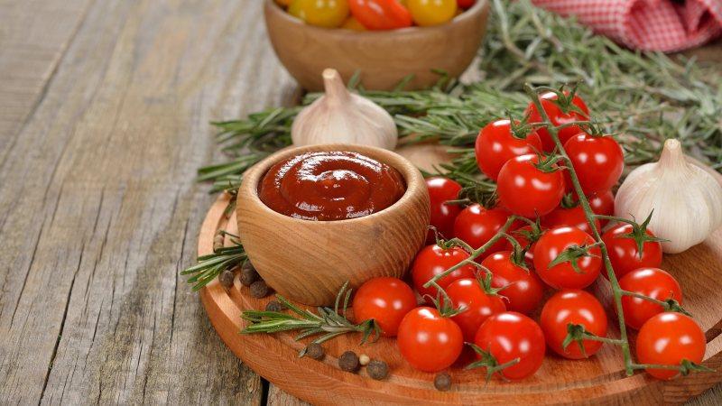 7 ways to peel a tomato: peel tomatoes easily and simply using a secret from housewives