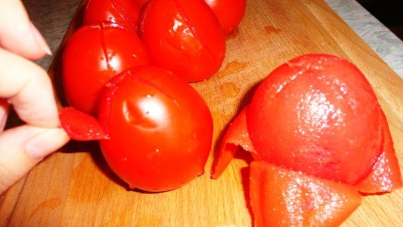 7 ways to peel a tomato: peel tomatoes easily and simply using a secret from housewives