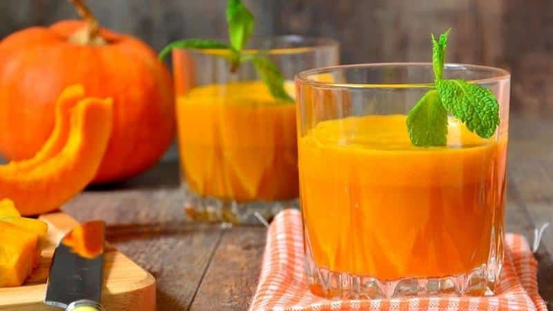 How to make freshly squeezed pumpkin juice: the best recipes with the addition of vegetables and fruits, use for treatment
