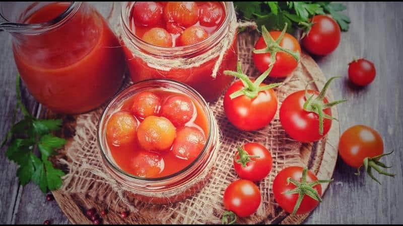 How to cook delicious pickled cherry tomatoes: the best recipes and recommendations from experienced housewives