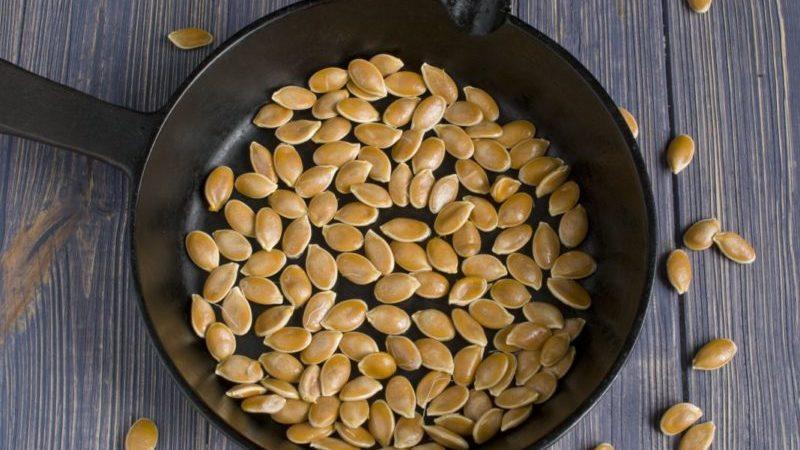 How to dry pumpkin seeds at home: choose the best method and follow the instructions