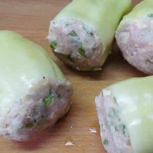 How to freeze peppers for the winter for stuffing: instructions for preparing a tasty and healthy preparation