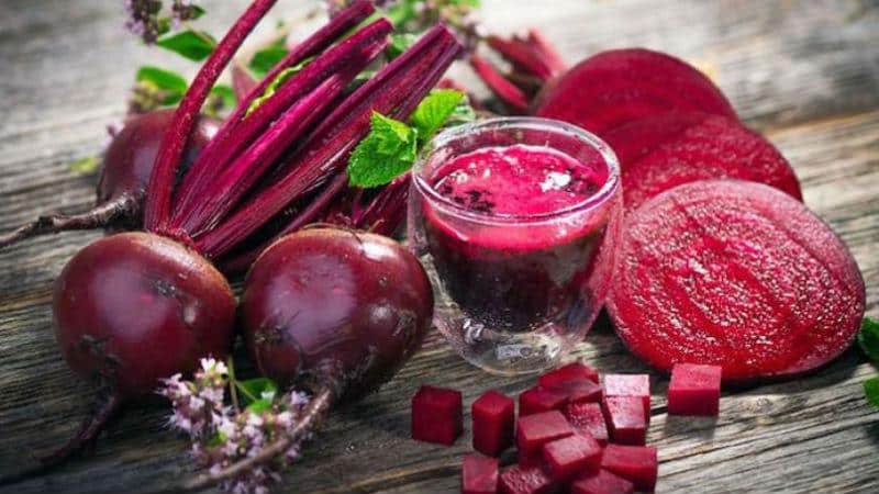 Not a waste, but a source of vitamins: what are the benefits of beet tops and how they can be used