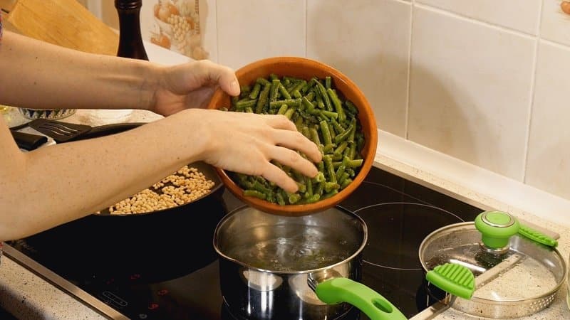 Getting ready for winter: how to freeze beans while preserving their beneficial properties and what to cook from them later