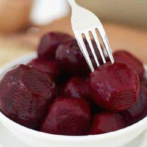 Is it possible or not to eat beets for type 2 diabetes: arguments for and against, restrictions on use