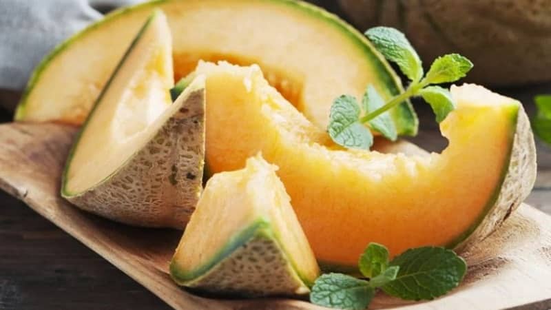 Is it possible to eat melon if you have gout and what are its benefits?