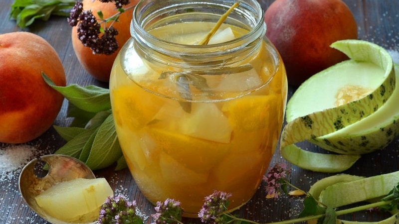 Delicious, aromatic and healthy melon compote: we cook it ourselves according to the best recipes