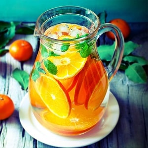 Delicious, aromatic and healthy melon compote: we cook it ourselves according to the best recipes