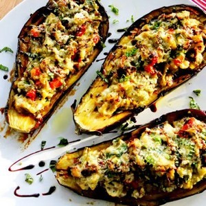 Early ripening and heat-loving eggplant Vera from domestic breeders
