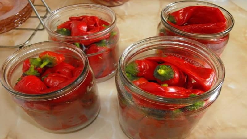 How to cook pickled peppers in oil for the winter: simple recipes from experienced housewives