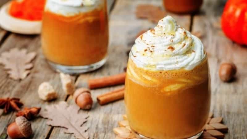 What are the benefits of pumpkin juice with pulp for men, women and children: prepare a healing drink with your own hands