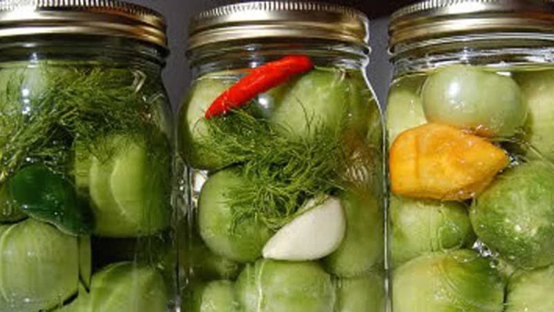 How to cook the most delicious green tomatoes for the winter: a selection of the best recipes