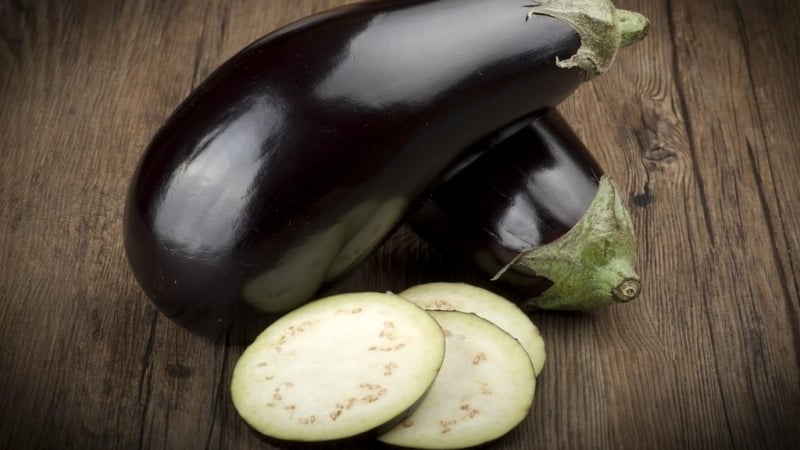 Do you need to peel eggplants and how to do it correctly?