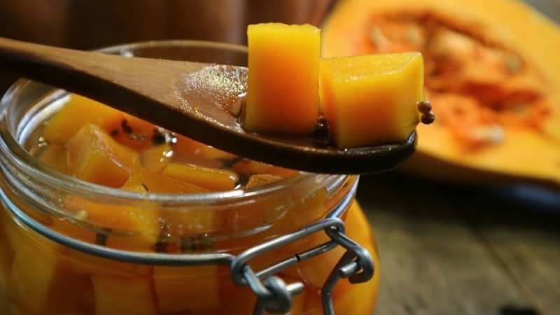 Simple and delicious pickled pumpkin recipes: cooking instructions and useful tips
