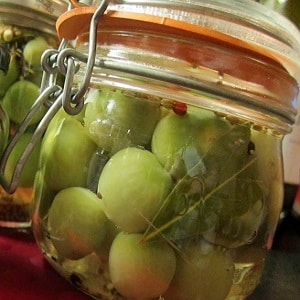 The most delicious recipes for pickling cherry tomatoes in jars for the winter: instructions and secrets of experienced housewives