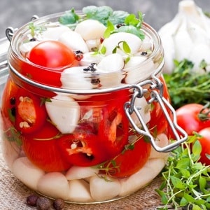 The most delicious recipes for pickling cherry tomatoes in jars for the winter: instructions and secrets of experienced housewives