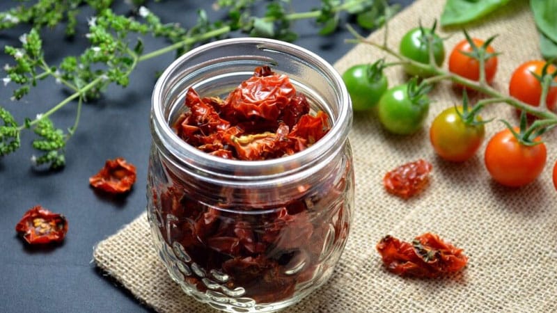 Let's learn how to store tomatoes at home and enjoy fresh fruits until winter