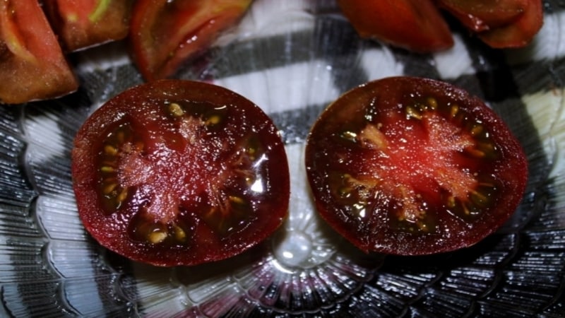 Wonderful fresh and just as good in preservation - the black Gourmand tomato and the basics of growing this variety