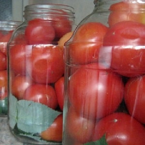 How tasty and unusual it is to prepare pink tomatoes for the winter - a selection of the best recipes