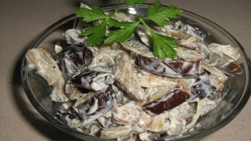 How to freeze eggplants fresh for the winter at home, and what to cook from them